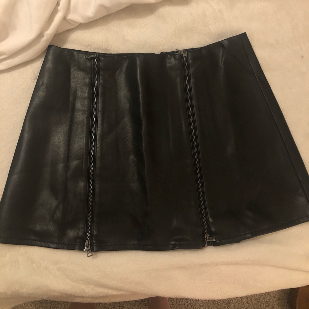 BCBG leather mini skirt